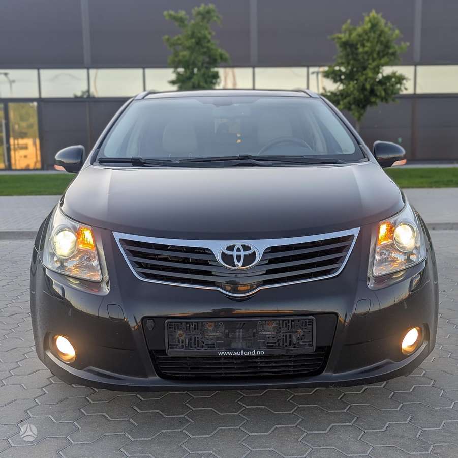 Toyota Avensis, 2.2 l., Универсал