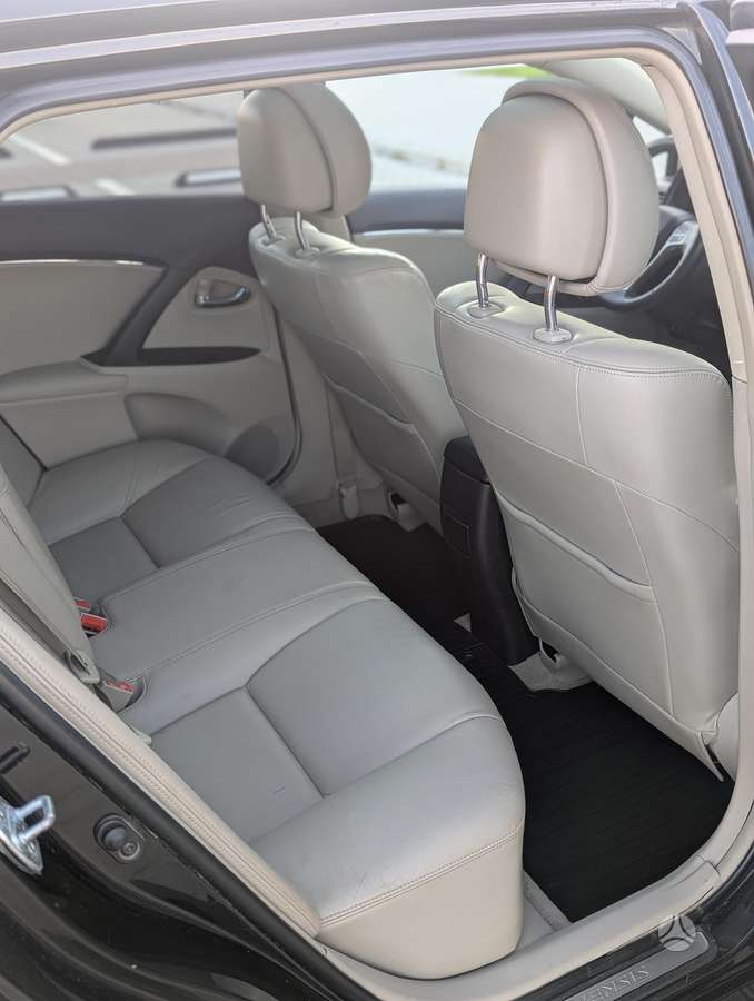 Toyota Avensis, 2.2 l., Универсал