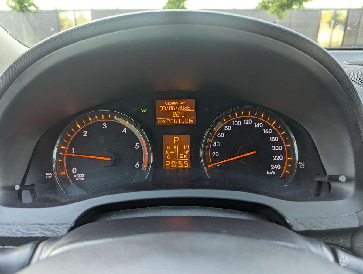 Toyota Avensis, 2.2 l., Универсал