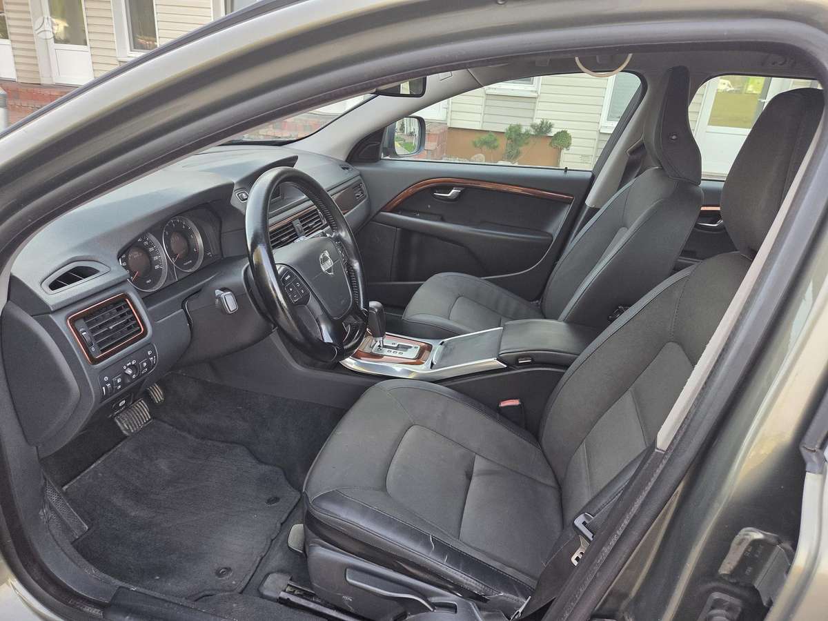 Volvo XC70, 2.4 l., universalas