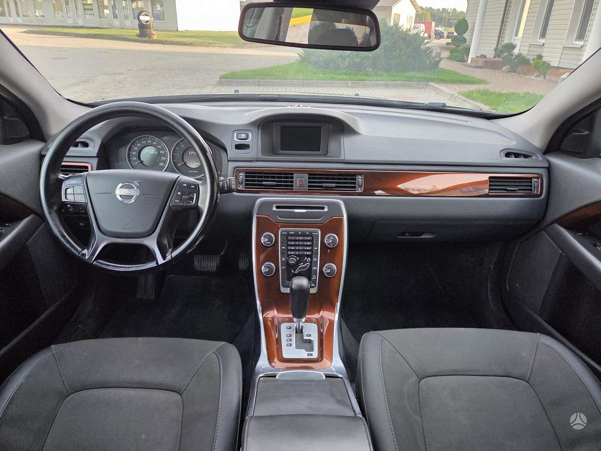Volvo XC70, 2.4 l., universalas