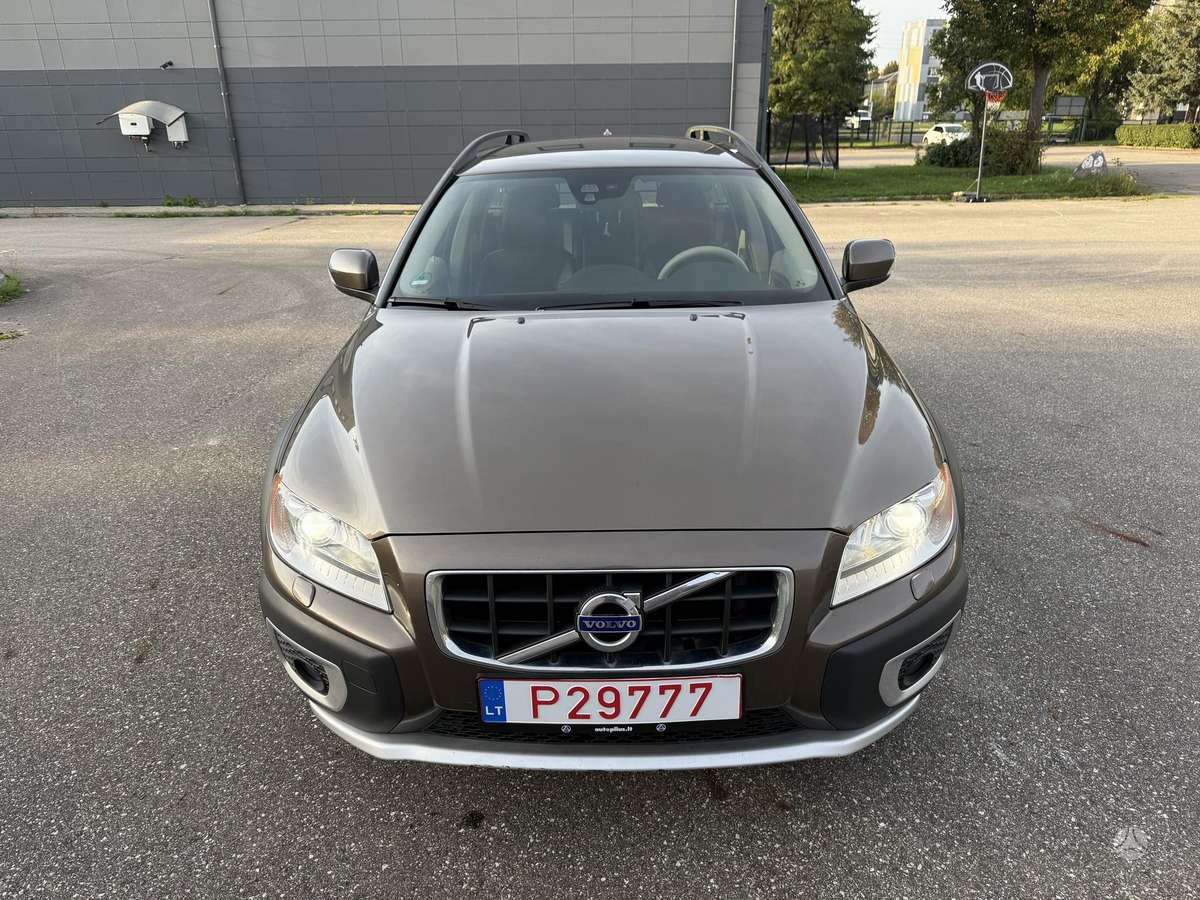 Volvo XC70, 2.0 l., wagon