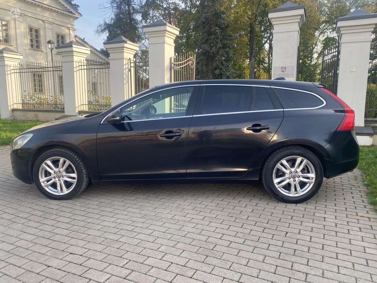 Volvo V60, 2.0 l., universalas