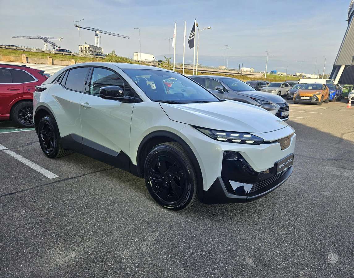 Subaru Uncharted, 57 kWh, hatchback