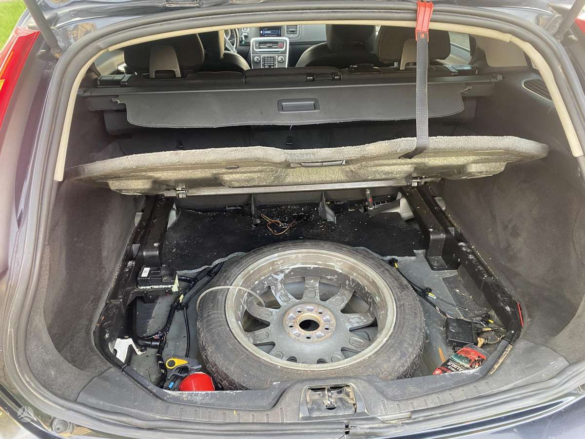 Volvo V60, 2.0 l., universalas