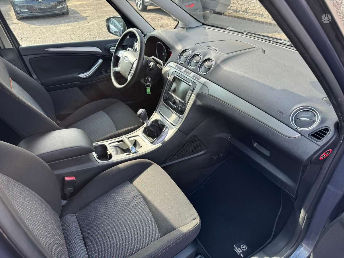 Ford Galaxy, 1.6 l., Минивэн