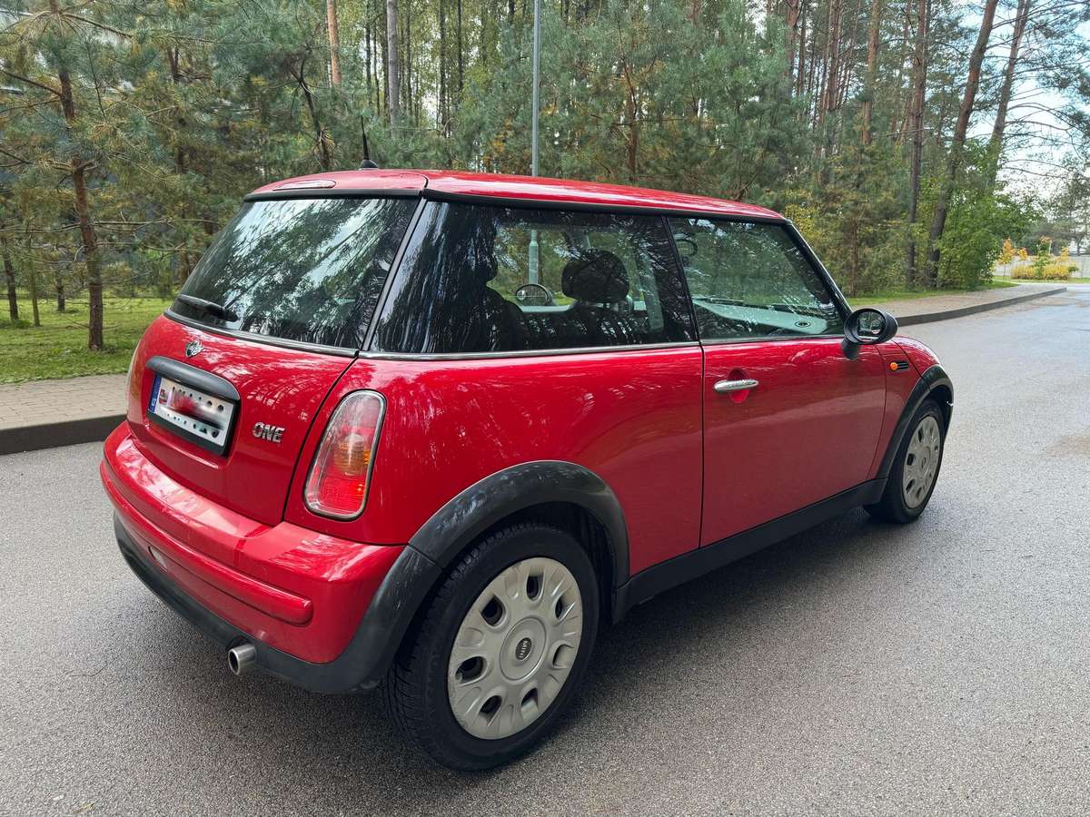 Mini One, 1.6 l., hatchback
