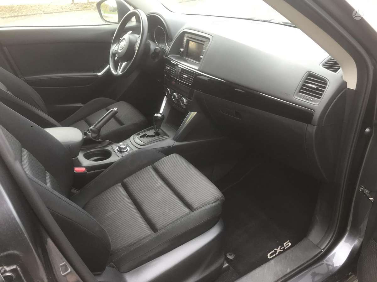 Mazda CX-5, 2.2 l., off-road / crossover