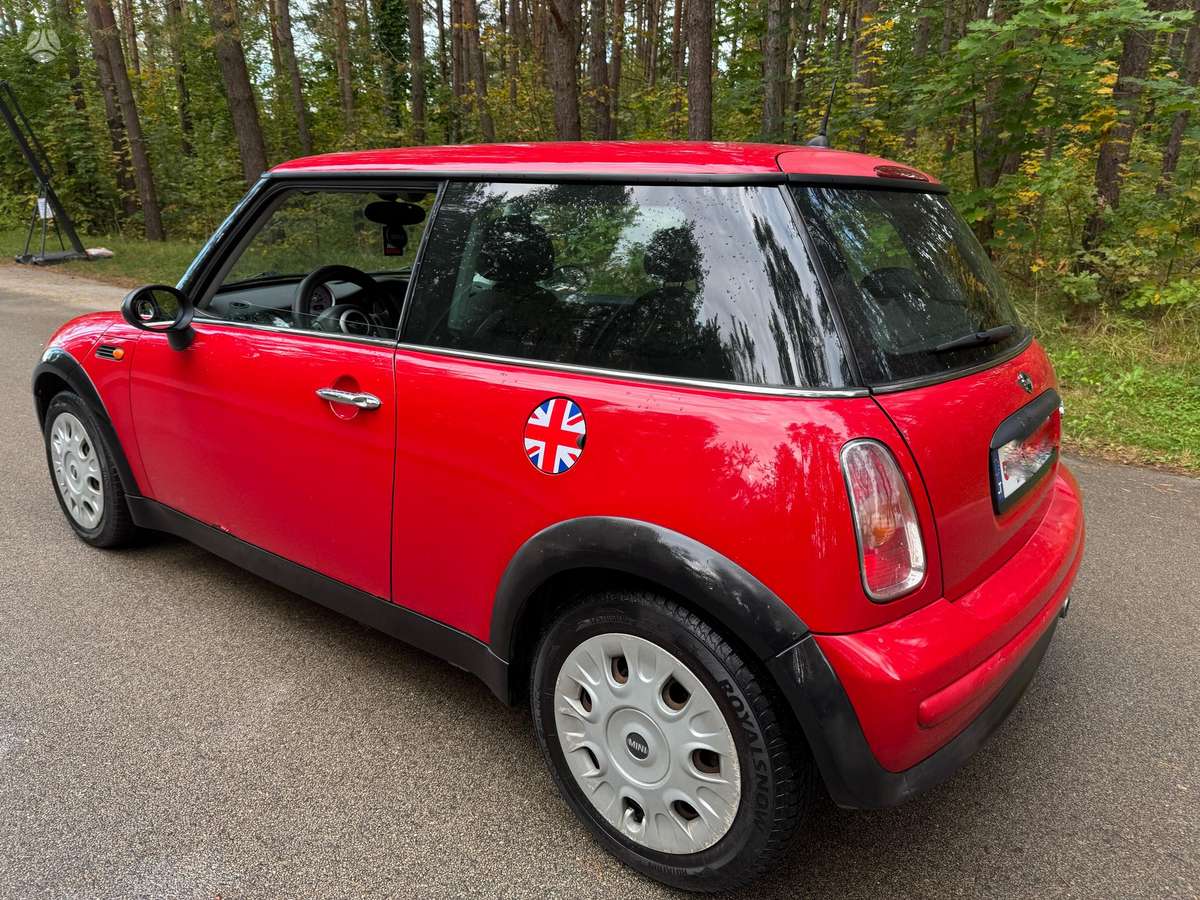 Mini One, 1.6 l., hatchback