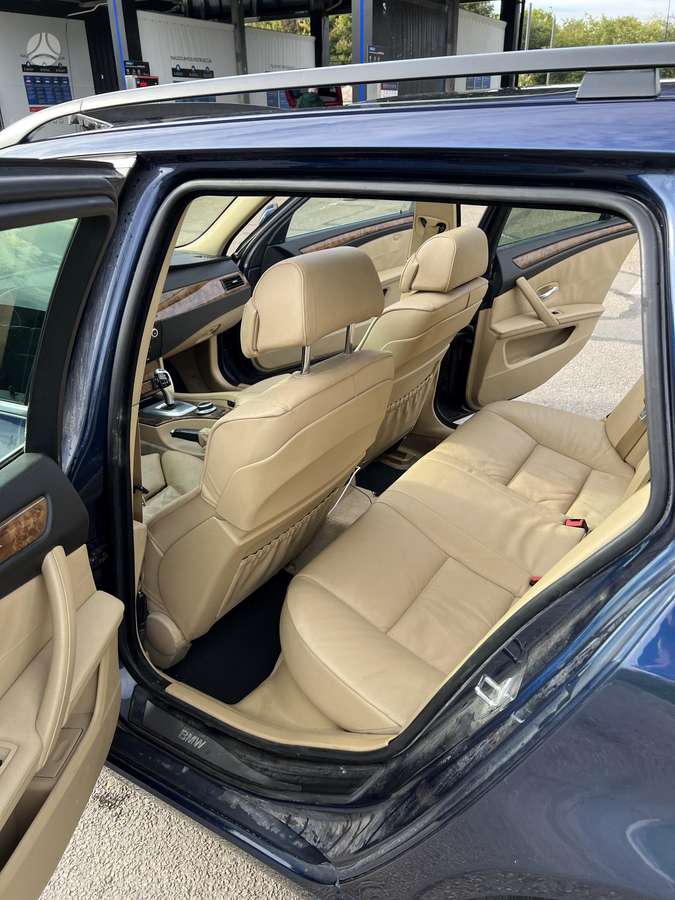 BMW 530, 3.0 l., wagon
