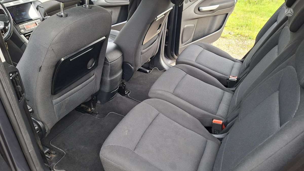 Ford S-MAX, Минивэн
