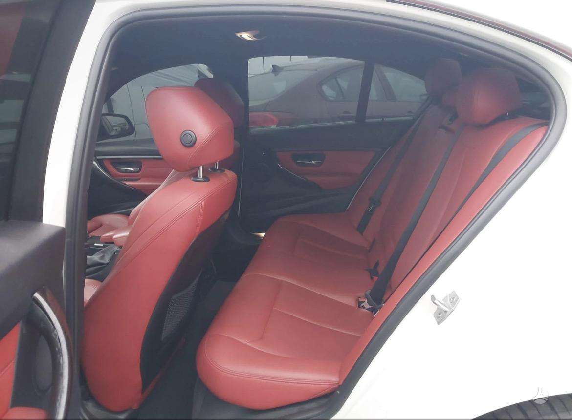 BMW 335, 3.0 l., Седан