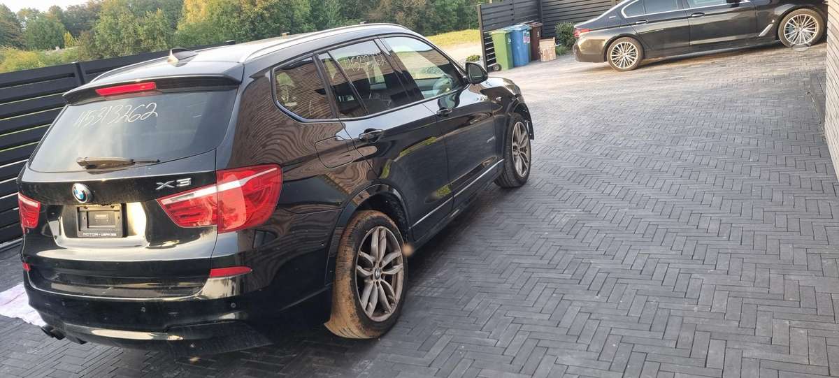 BMW X3, 2.0 l., off-road / crossover