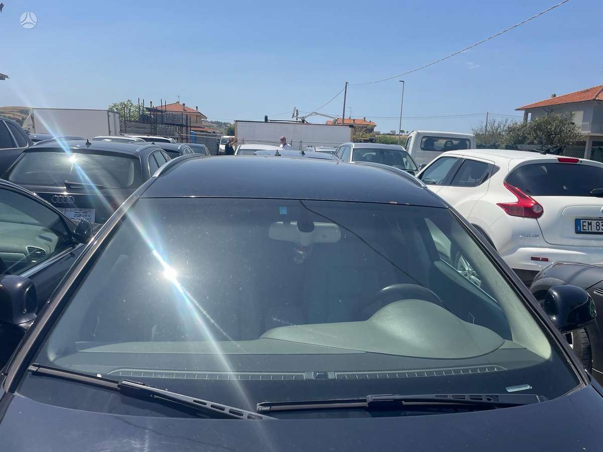Audi A6, 2.0 l., universalas