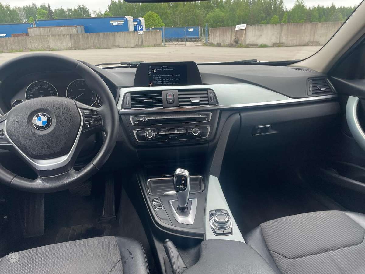 BMW 320, 2.0 l., wagon