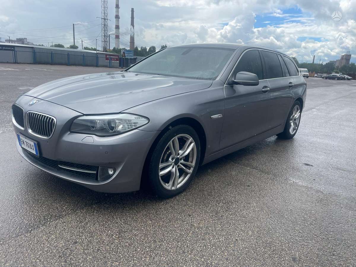 BMW 520, 2.0 l., universalas