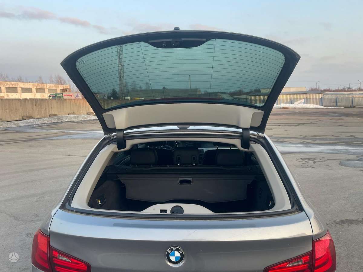 BMW 520, 2.0 l., wagon