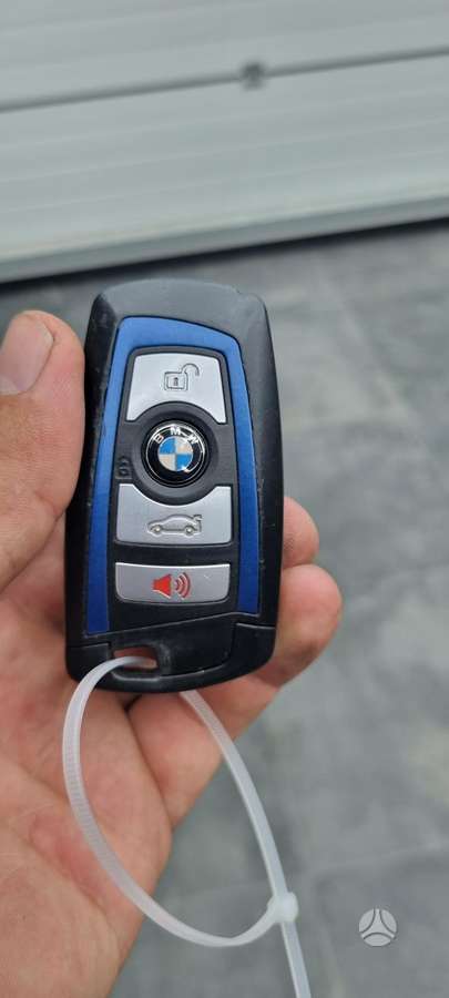 BMW X3, 2.0 l., off-road / crossover