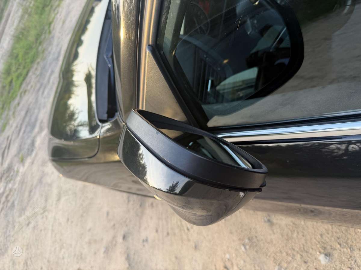 BMW X1, 2.0 l., off-road / crossover