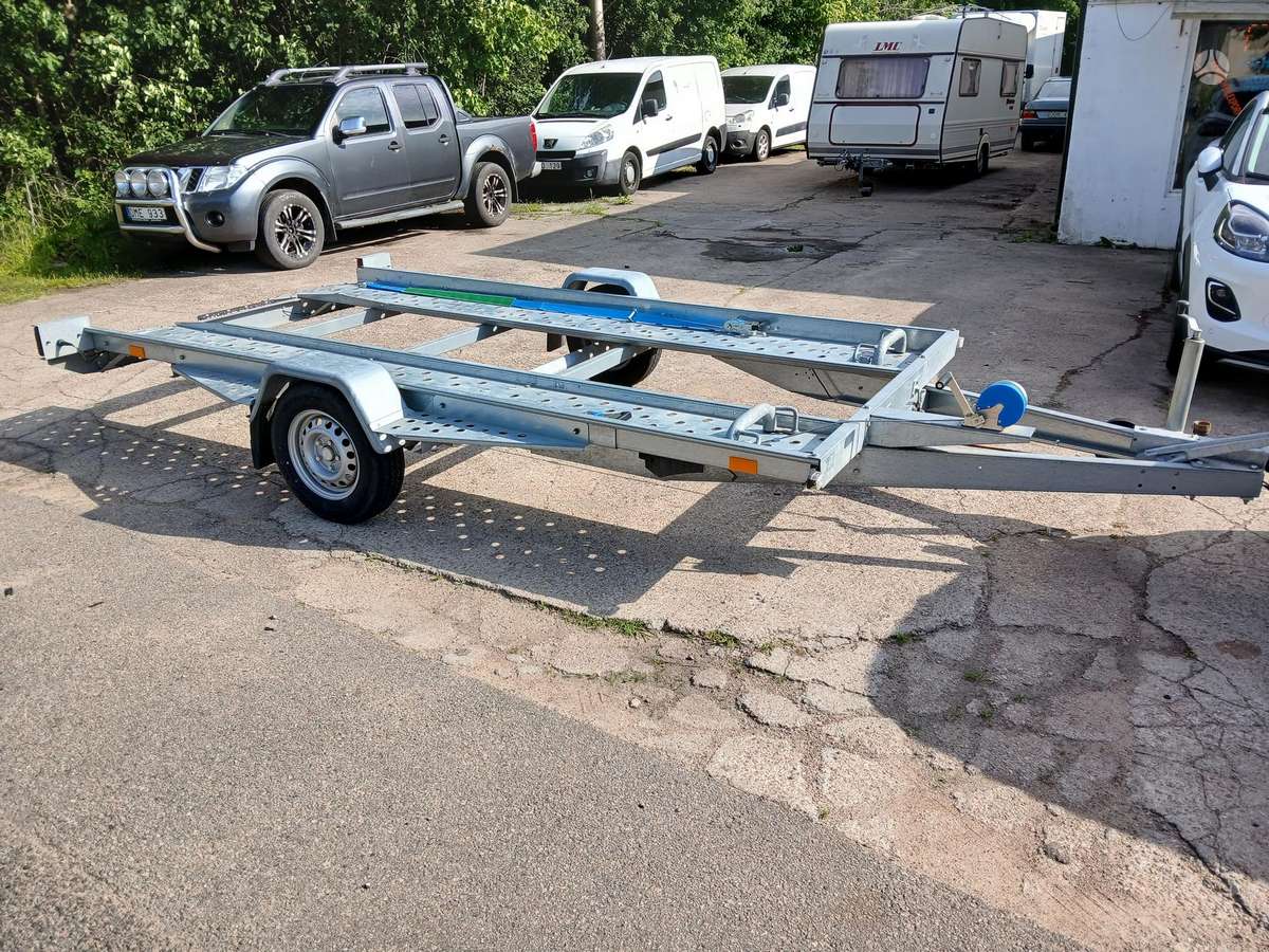 BORO, auto transporter