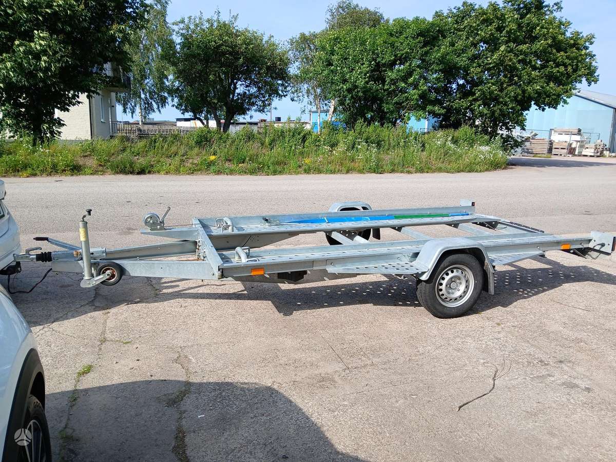 BORO, autovežio