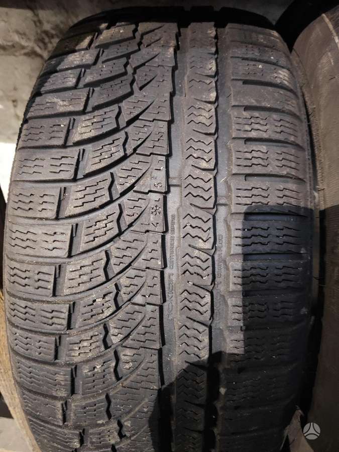 Nokian, žieminės 235/45 R18