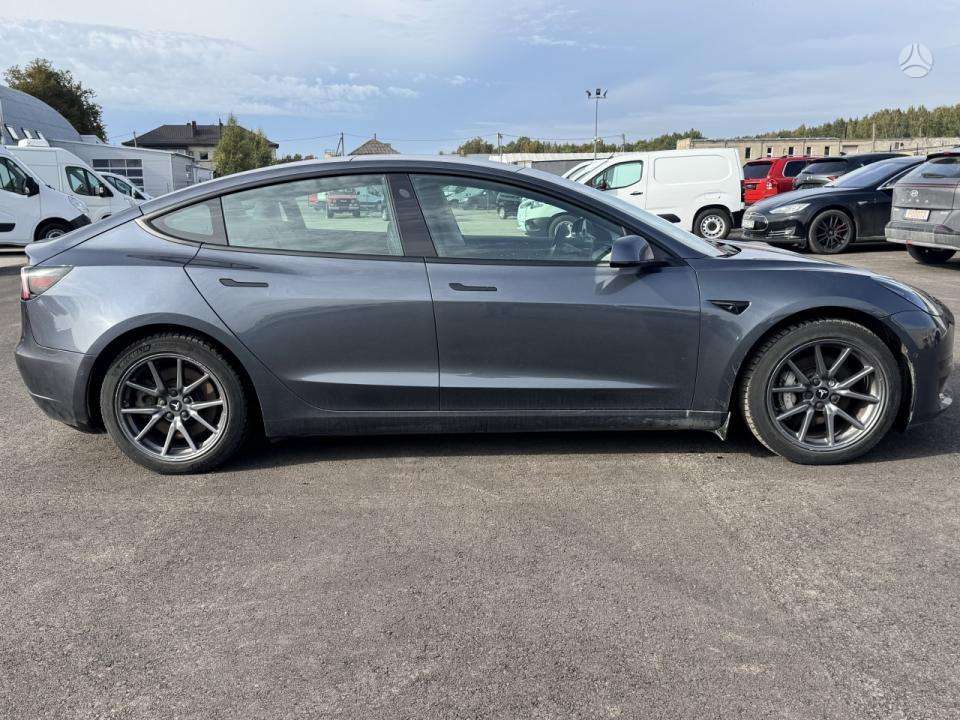 Tesla Model 3, 62 kWh, hečbekas