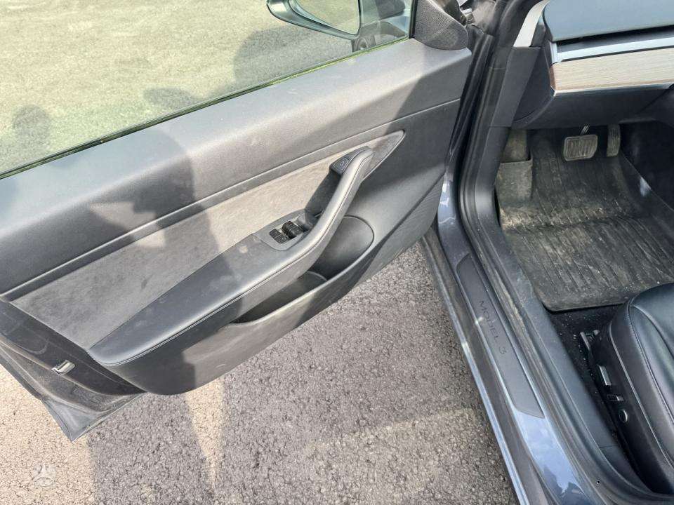 Tesla Model 3, 62 кВт·ч, Хэтчбек