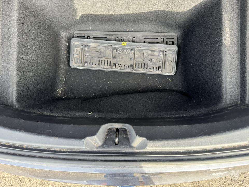 Tesla Model 3, 62 кВт·ч, Хэтчбек