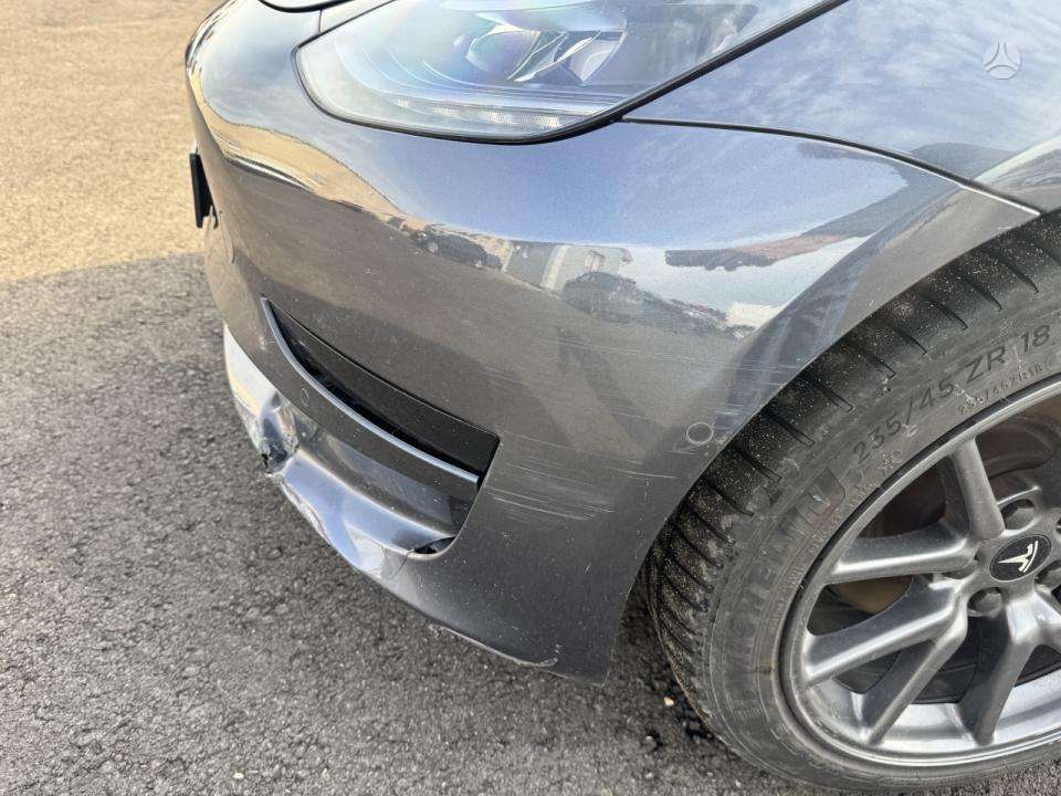 Tesla Model 3, 62 кВт·ч, Хэтчбек