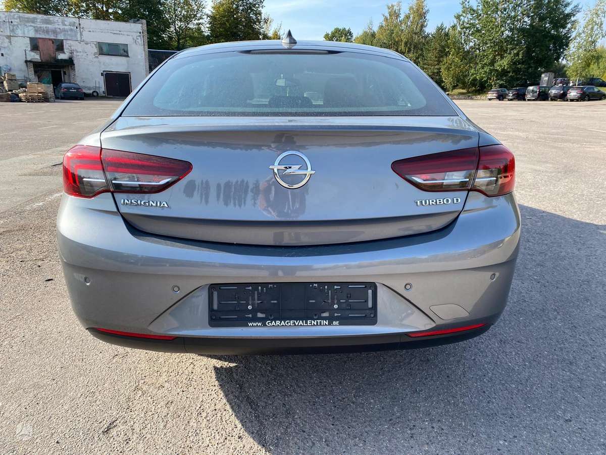 Opel Insignia, 1.6 l., hatchback