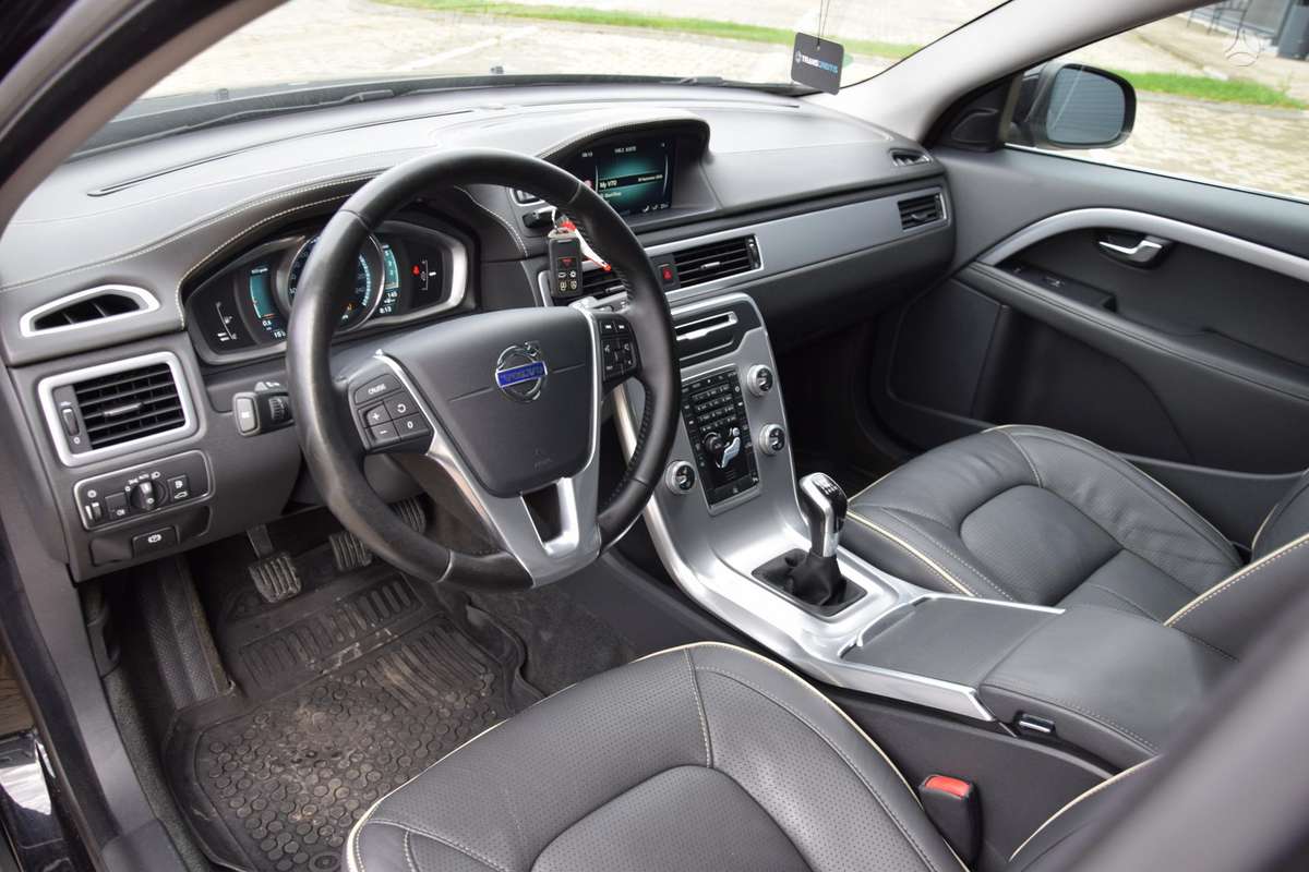 Volvo V70, 2.0 l., Универсал