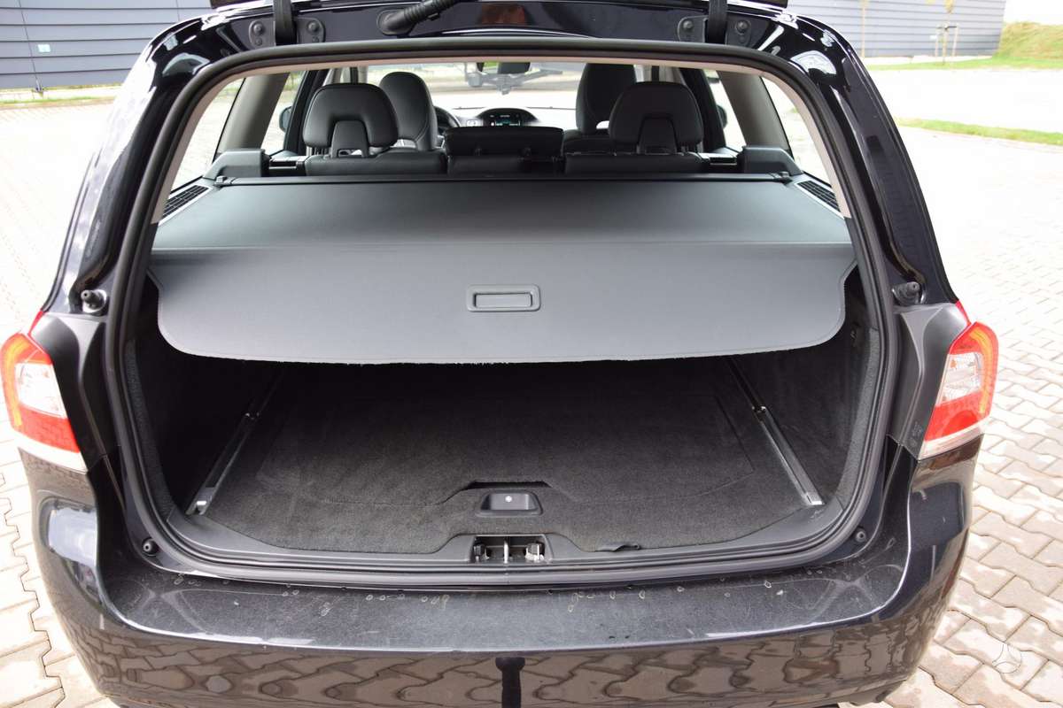 Volvo V70, 2.0 l., Универсал