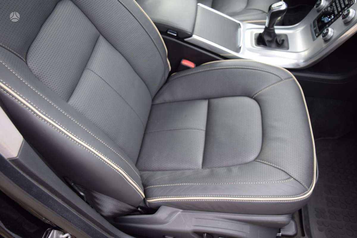 Volvo V70, 2.0 l., Универсал