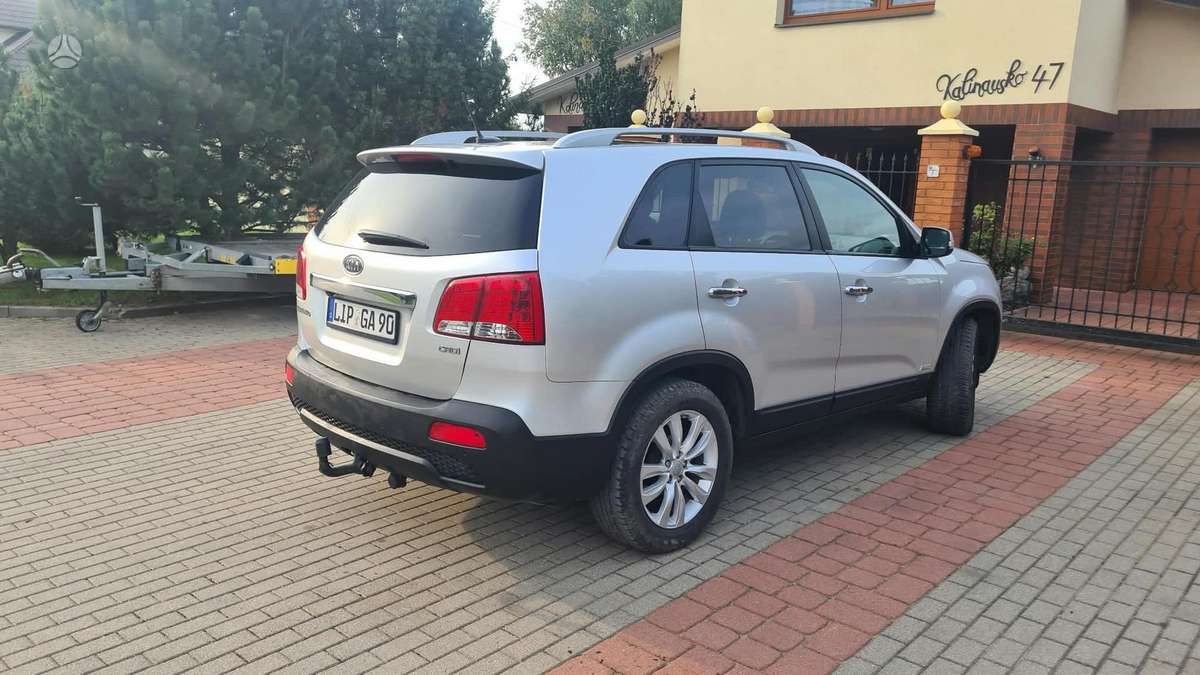 Kia Sorento, 2.2 l., off-road / crossover