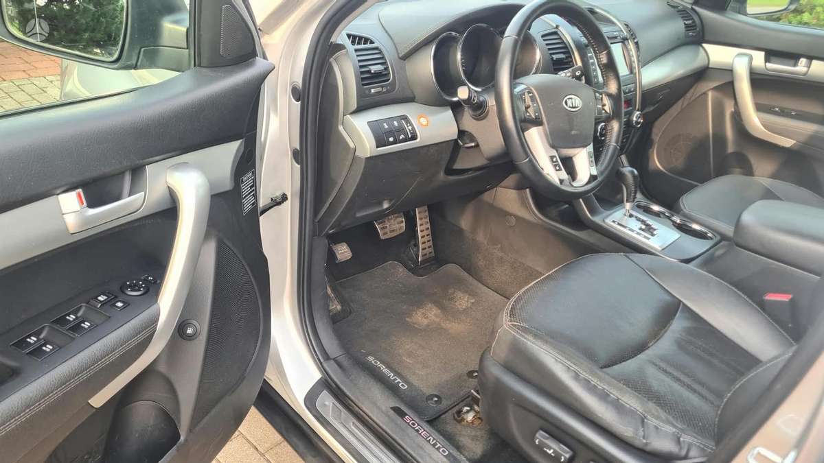 Kia Sorento, 2.2 l., off-road / crossover