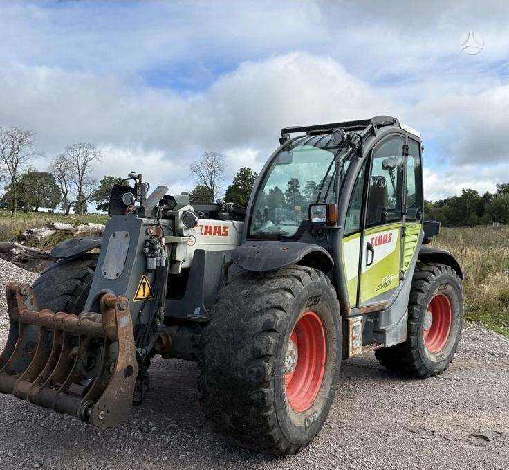 Claas Scorpion 7045 plius, self-propelled loaders