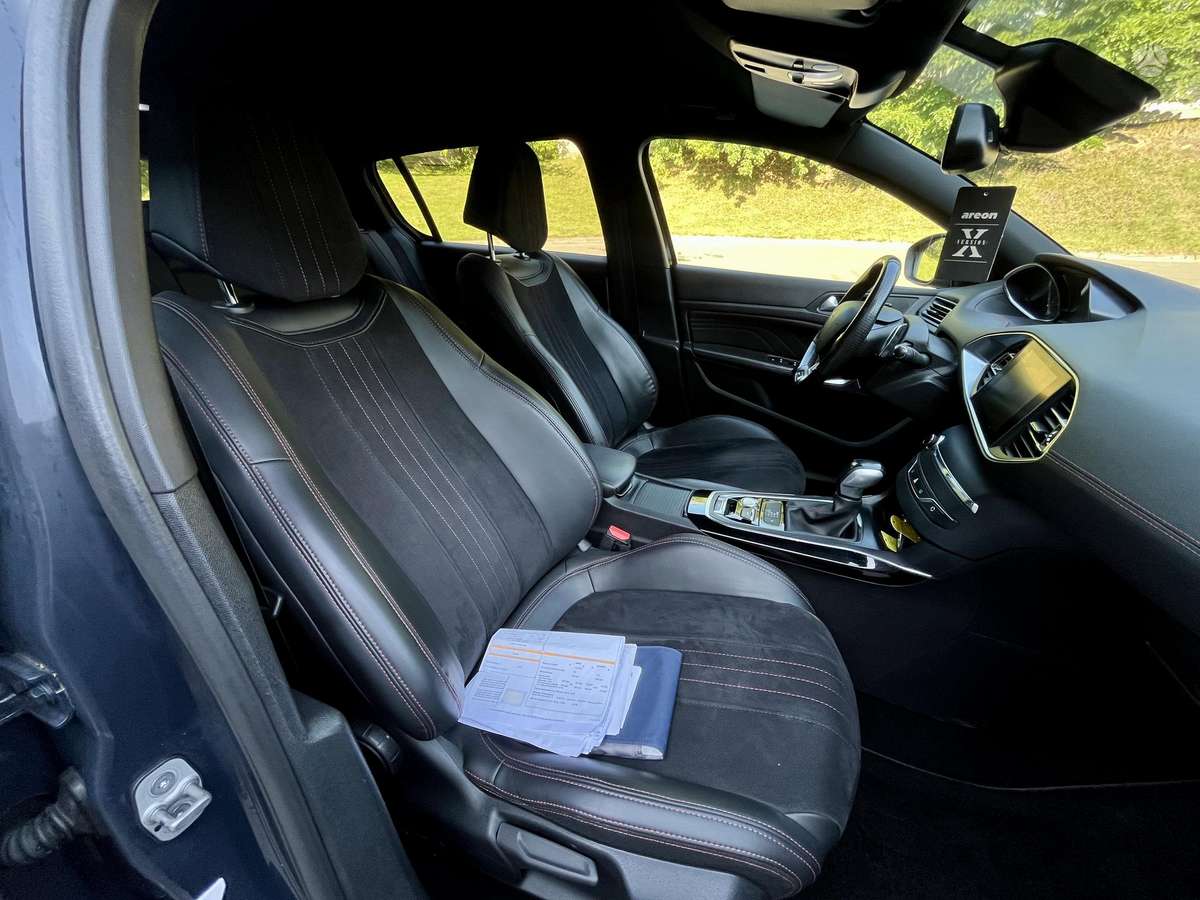 Peugeot 308, 2.0 l., Хэтчбек