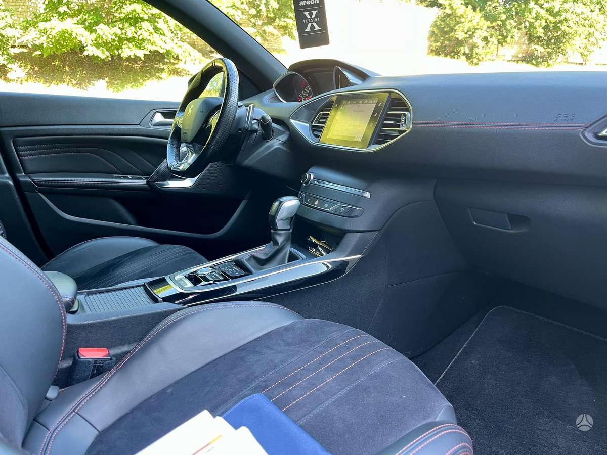 Peugeot 308, 2.0 l., Хэтчбек