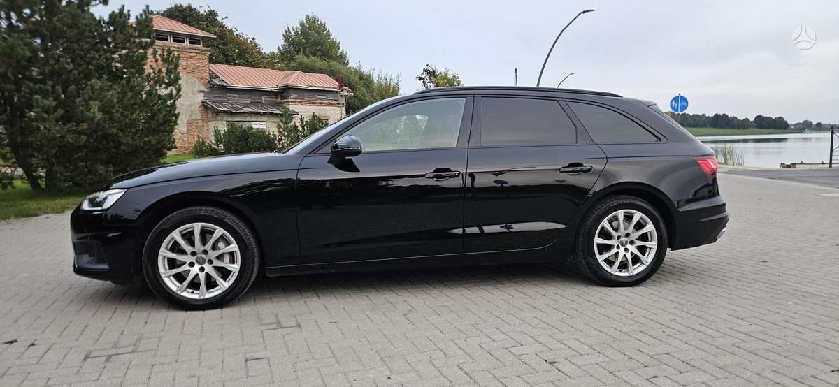 Audi A4, 2.0 l., Хэтчбек