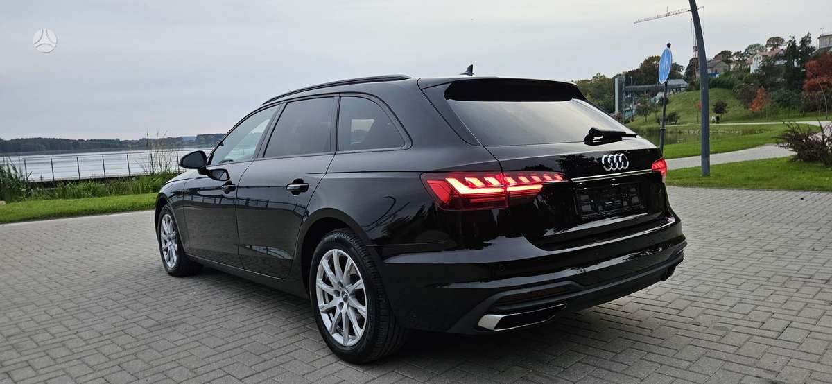 Audi A4, 2.0 l., hatchback