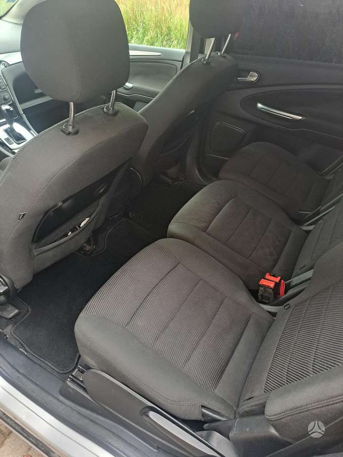 Ford S-MAX, Универсал