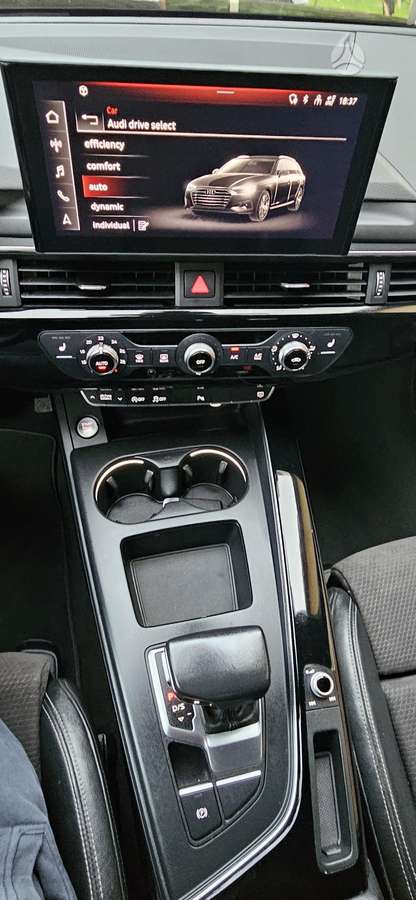 Audi A4, 2.0 l., Хэтчбек
