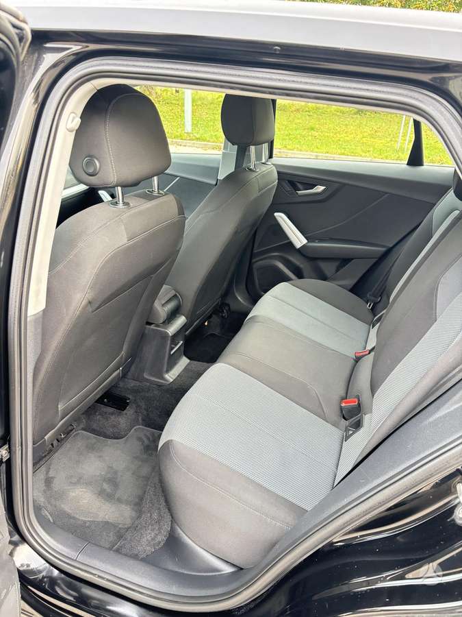 Audi Q2, 1.6 l., Хэтчбек