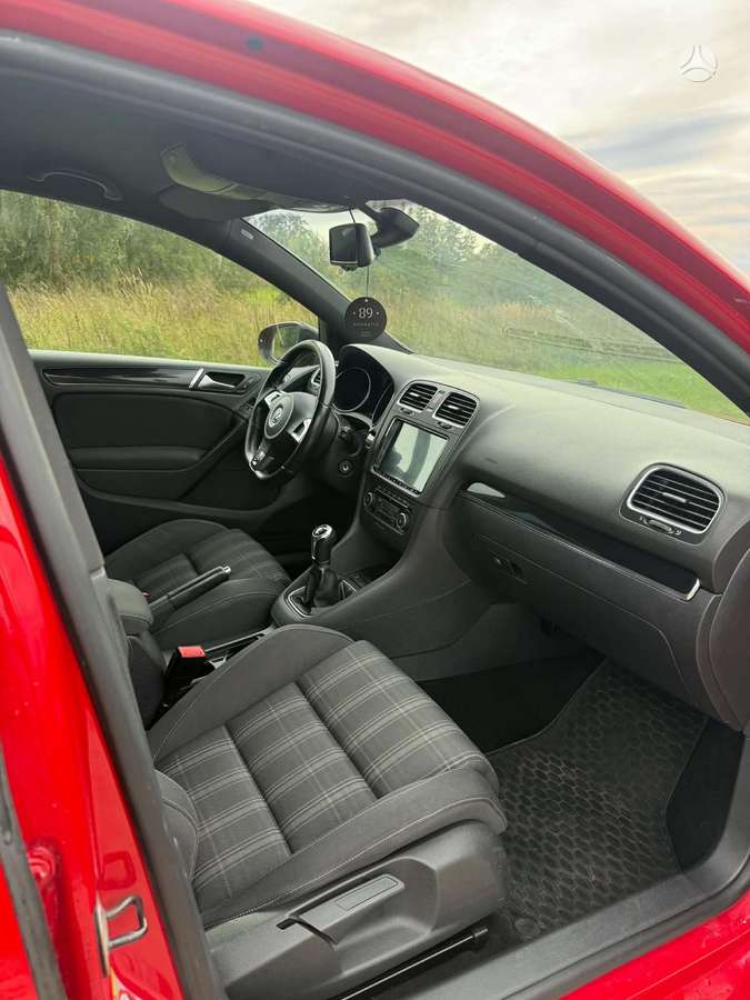 Volkswagen Golf, 2.0 l., Хэтчбек