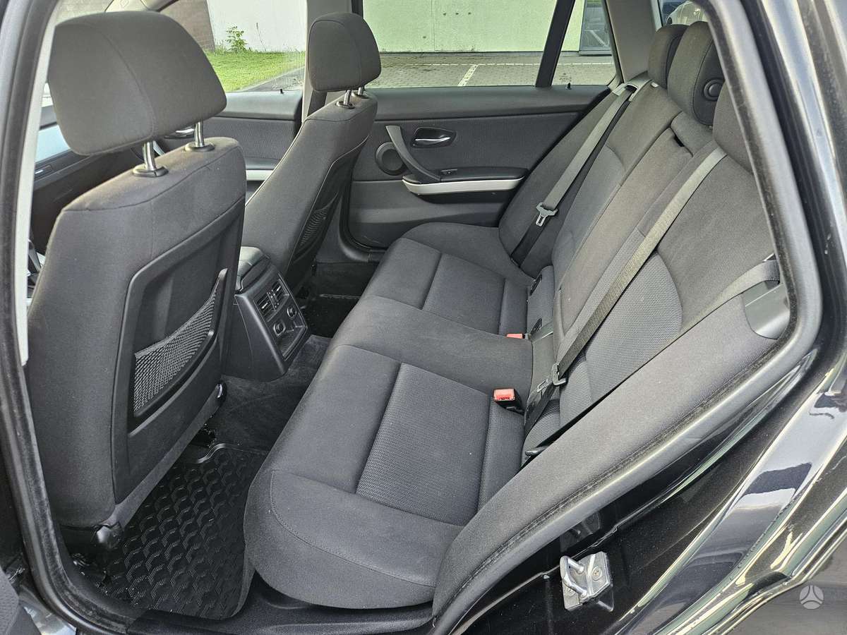 BMW 320, 2.0 l., universalas