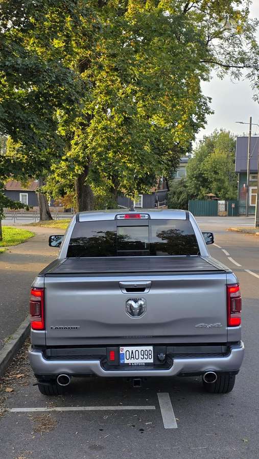 Dodge Ram, 5.7 l., Внедорожник / Кроссовер