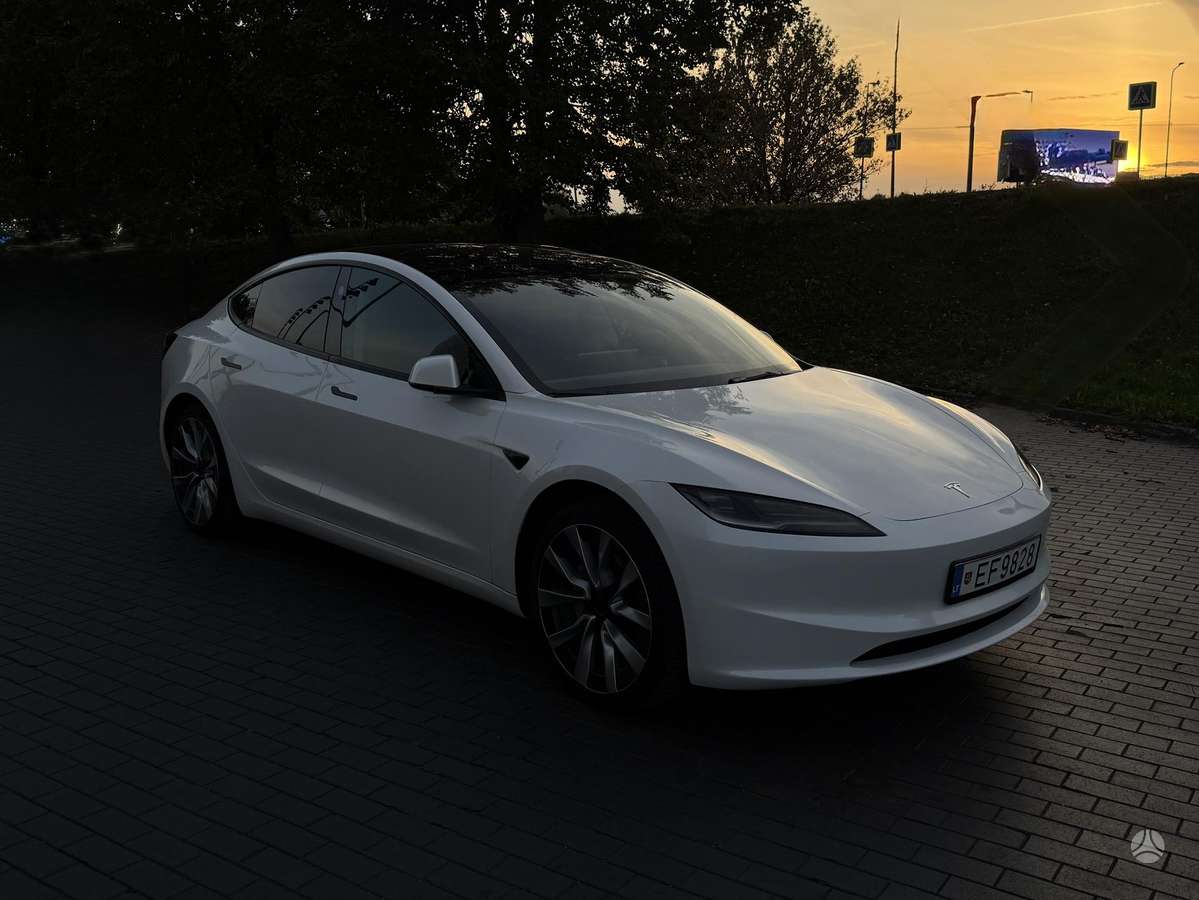Tesla Model 3, 60 kWh, sedanas