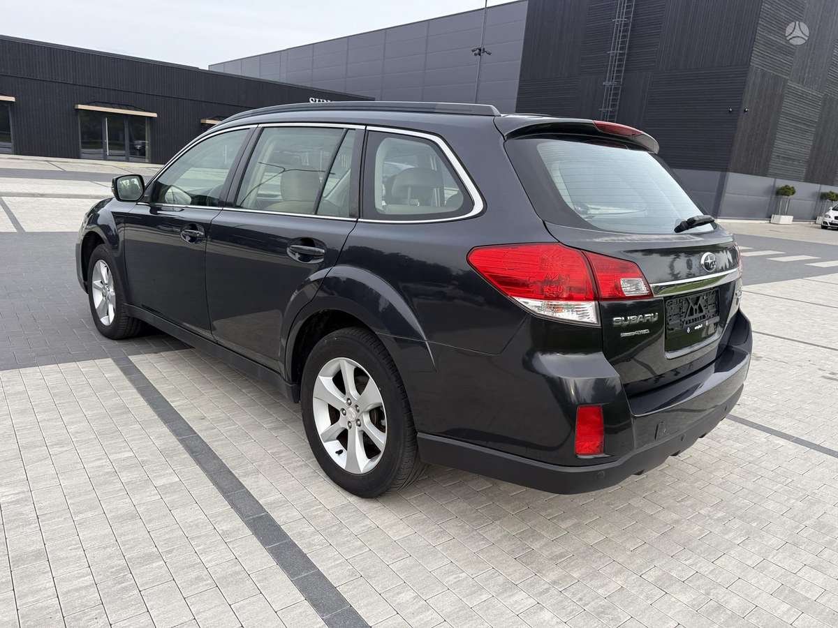 Subaru Outback, 2.0 l., universalas