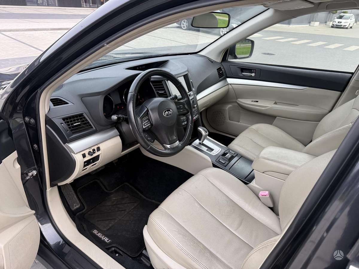 Subaru Outback, 2.0 l., universalas